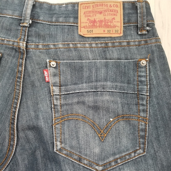 LEVI STRAUSS ORIGINAL RIVETED DISTRESS JEANS - Picture 6 of 6
